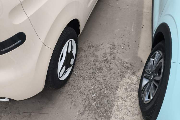 Used Geely Galaxy Panda 2025 210 km – Yuanqi Bear