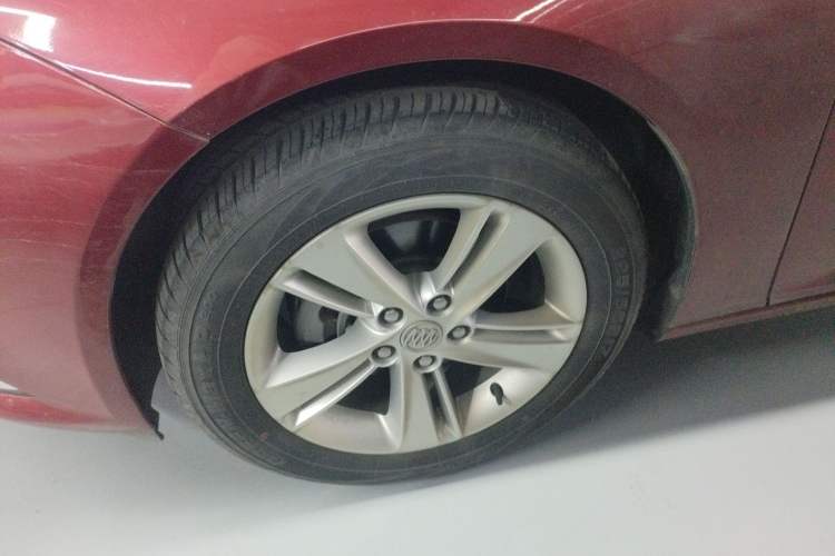 Used Buick Regal 2019 20T Elite Version China VI Standard Left Front Wheel Hub