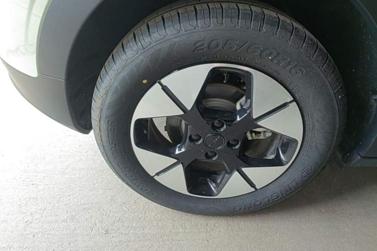 Used Geely Galaxy Geome 2025 UP 410km Exploration+ Edition