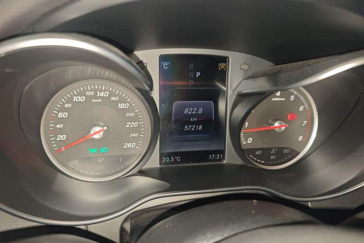 Used Mercedes-Benz GLC 2016 GLC 300 4MATIC Dynamic Model