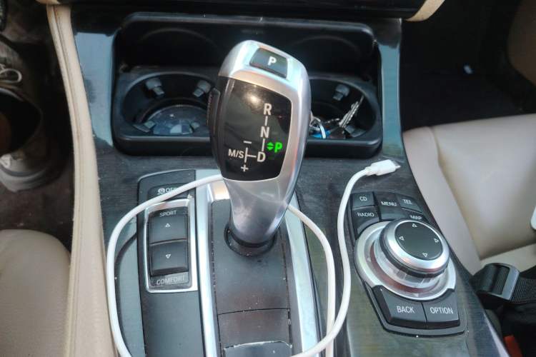 Used BMW 5 Series 2012 530Li Leading Model Gear Lever