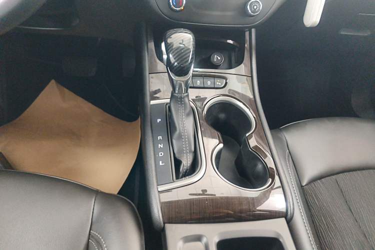 Used Buick Verano 2018 Sedan 20T Dual-Clutch Leading Model
