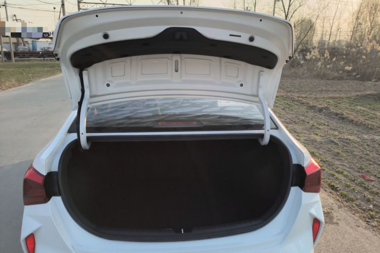 Used Hyundai Verna (new generation) 2020 1.4L Manual GLS Cool Edition