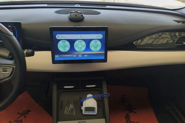 Used BYD Seal 06 New Energy 2024 DM-i 80KM Luxury Model
