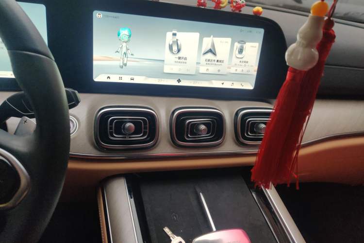 Used Chery Tiggo 9 2023 Facelift 2.0T Dual-Clutch Two-Wheel Drive Luxury Edition 7 Seats
