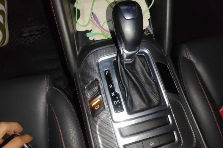 Used CHANGAN CS55 2018 1.5T Automatic Xuan Dong Model China V Standard
