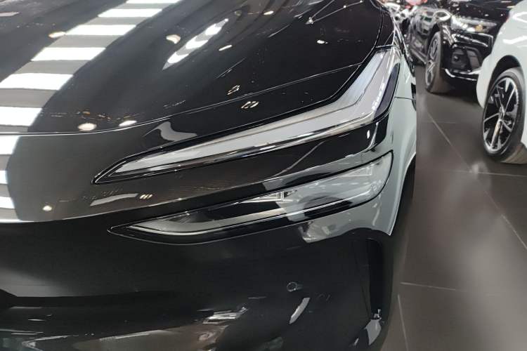 Used ONVO L60 2024 85 kWh Rear-Drive Version
