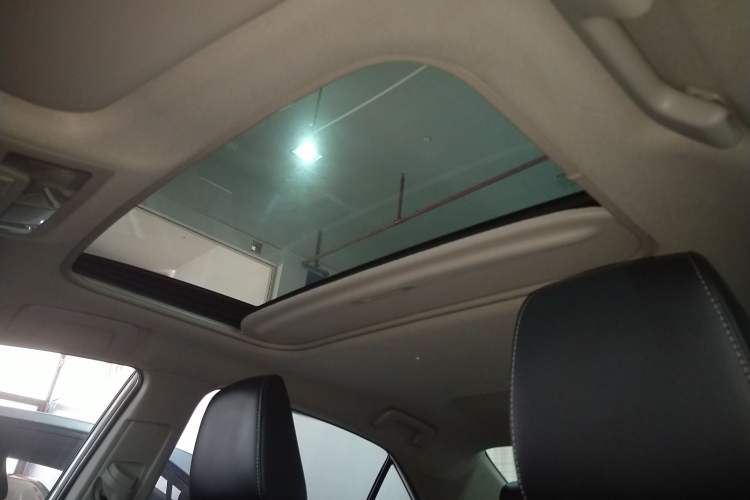 Used Toyota Corolla 2014 1.6L CVT GL-i Leather Edition
