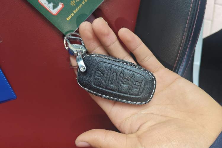 Used Haval H2s 2017 Blue Label 1.5T Manual Elite Model Vehicle Key