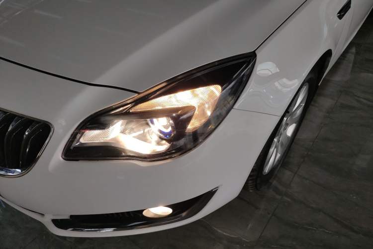 Used Buick Regal 2015 2.0L Leading Fashion Edition
