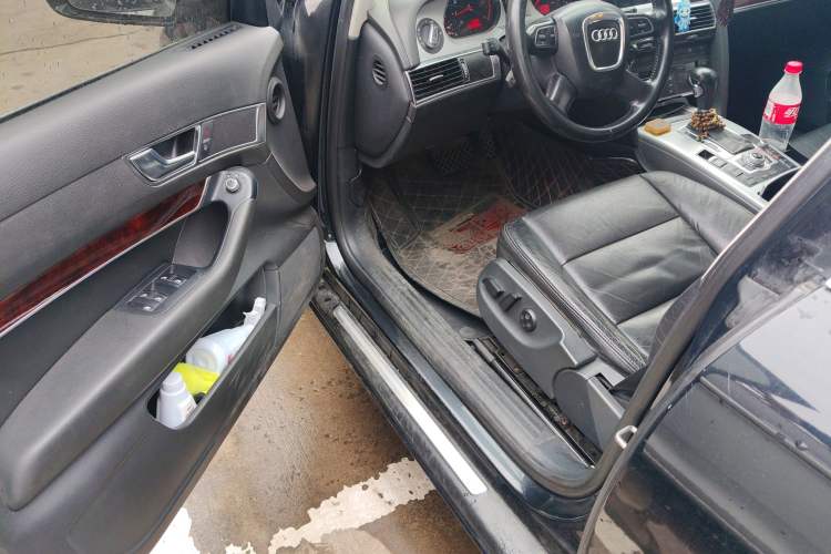 Used Audi A6L 2011 2.0 TFSI Automatic Standard Edition Driver Seat