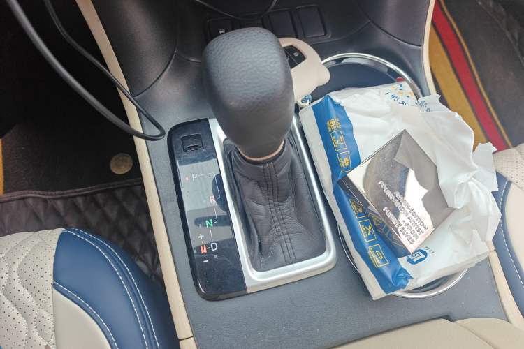 Used Toyota Highlander 2021 2.0T Two-Wheel Drive Elite Version 7-Seater
