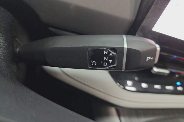 Used CHANGAN CS55PLUS PHEV 2025 Smart New Blue Whale 125km Battleship Edition Gear Lever
