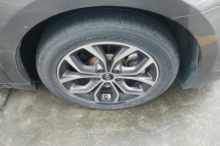 Used Geely Auto Emgrand GT 2017 2.4L Standard Version