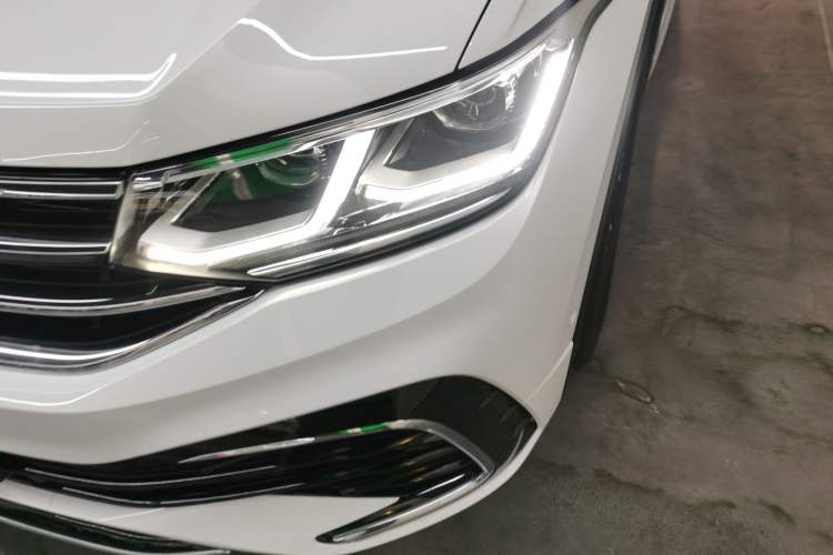 Used Volkswagen Tiguan L 2022 330TSI Automatic Two-Wheel Drive R-Line Enhanced Edition
