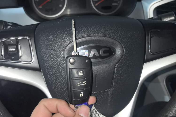 Used JAC Refine M4 2022 2.0 TGDI Automatic Business Edition