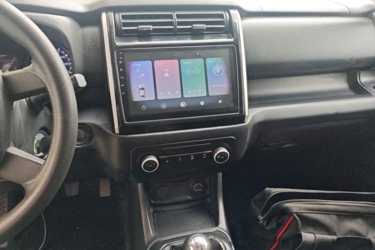 Used CHANGAN OSHAN X70A 2019 1.5L Manual Basic Version China VI Standard