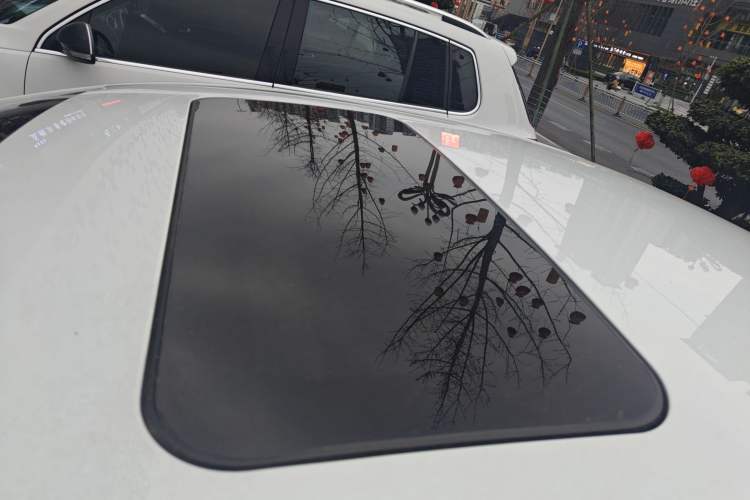 Used Roewe 350 2014 1.5L Automatic Xunyue Version
