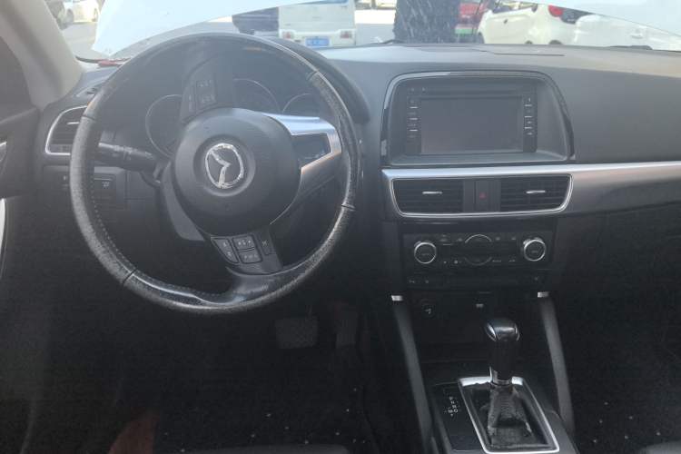 Used Mazda CX-5 2015 2.0L Automatic 4x4 Luxury Edition Center Console