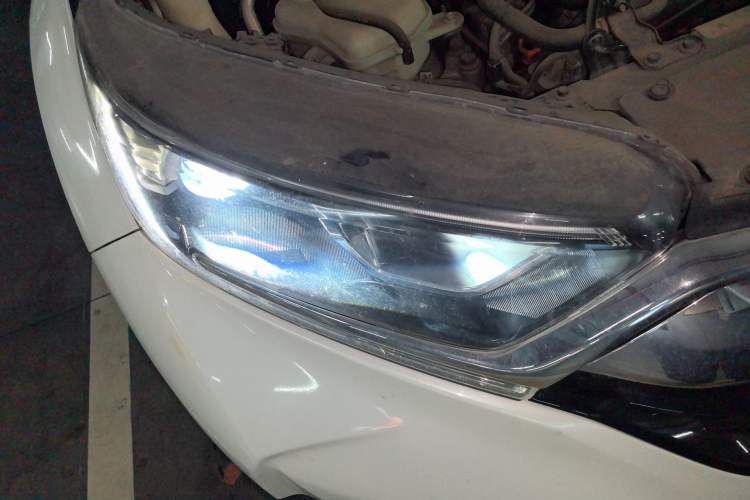 Used Honda CR-V 2019 240TURBO CVT 2WD Comfort Version China VI Emission Standard Right Front Headlight