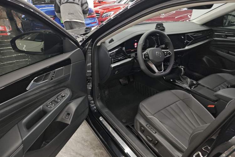 Used Volkswagen Passat 2024 330TSI Starry Elite Edition
