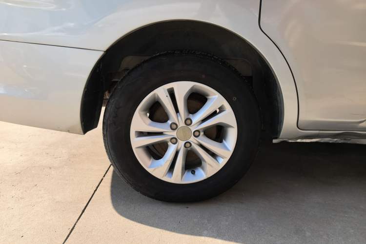 Used Jinbei F50 2017 1.6L Manual Luxury Model
