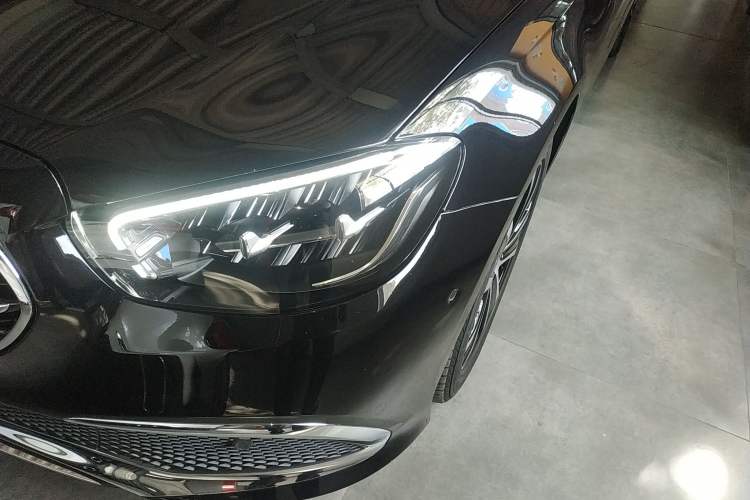 Used Mercedes-Benz E-Class New Energy 2023 E 350 e L Plug-in Hybrid Sedan