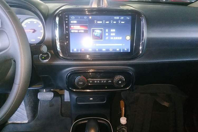 Used Roewe Clever 2022 311km QiQi BoBo Edition
