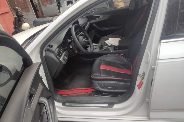 Used Audi A4L 2019 40 TFSI Fashion Edition China VI Emission Standard