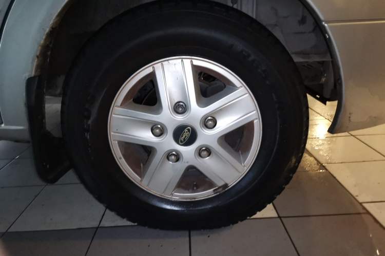 Used Ford Transit Custom 2016 2.2T Long-Wheelbase 6/7-Seater Mid-Roof Multi-Purpose Vehicle
