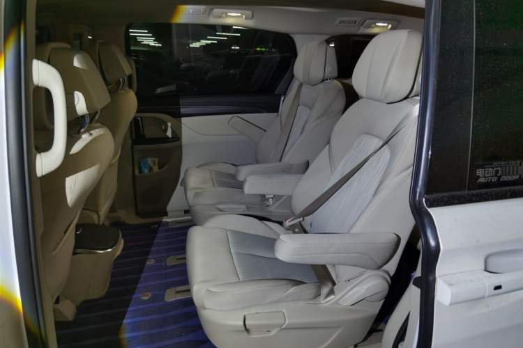 Used Buick GL8 2023 ES Lu Zun Comfort Model
