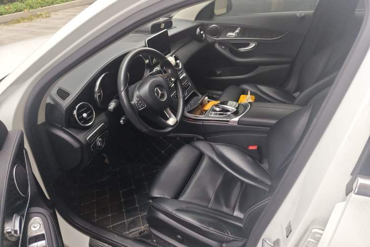 Used Mercedes-Benz C-Class 2017 Restyled C 180 L Fashion Edition Sport Version Left Front Seat