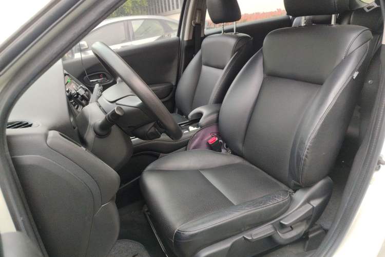 Used Honda Vezel 2016 1.8L CVT Front-Wheel Drive Pioneer Edition