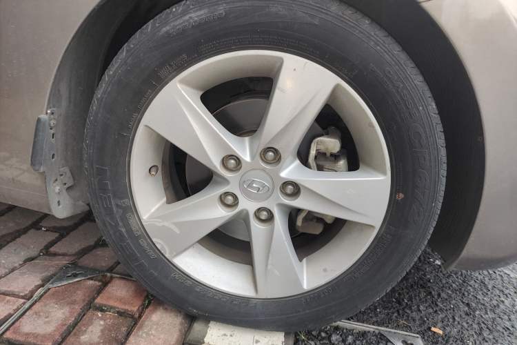 Used Hyundai Elantra (5th Generation / Langdong) 2012 1.6L Automatic Leading Model