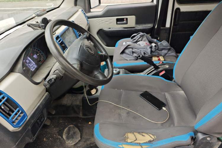 Used Dongfeng Xiaokang EC36II 2023 Chongqing Innovision 38.64 kWh Left Front Seat