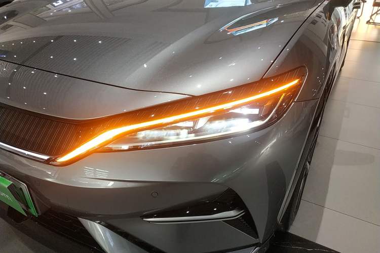 Used BYD Song L EV 2024 662 km Excellence Version
