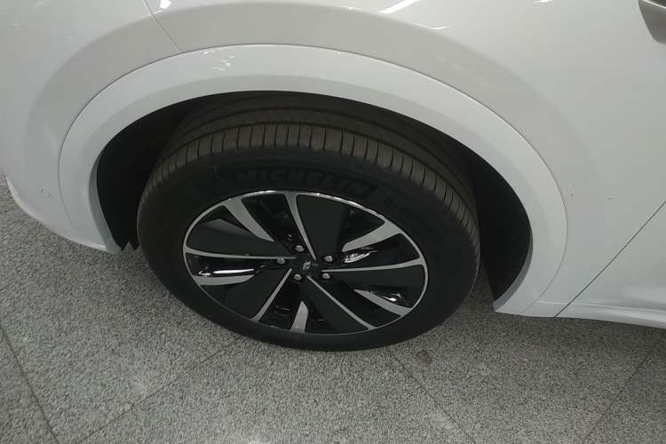 Used Li Auto L7 2025 Pro Smart Refresh Edition