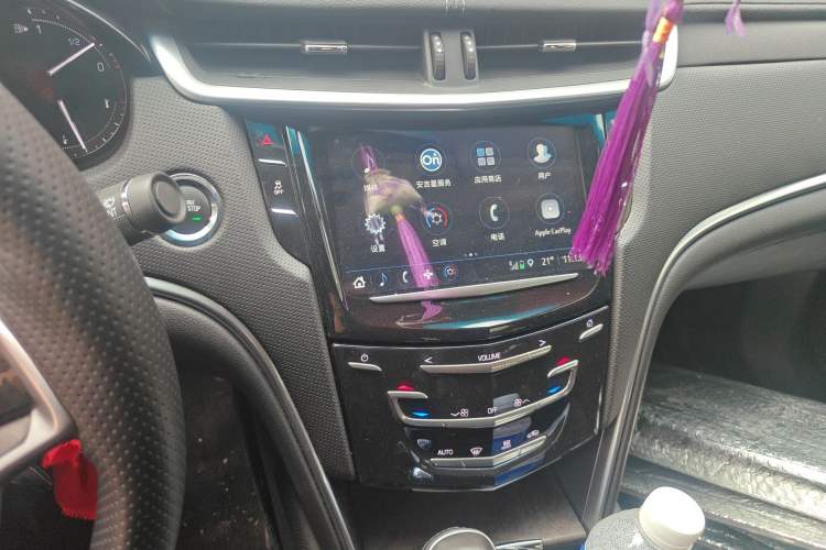 Used Cadillac XTS 2018 28T Tech Edition Audio And AC Panel