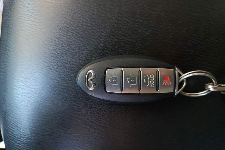 Used Infiniti Q70 2013 Q70L 2.5L Comfort Edition