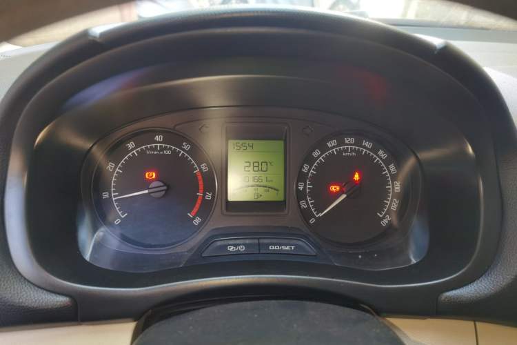 Used Skoda Fabia 2012 1.4L Manual Crystal Edition