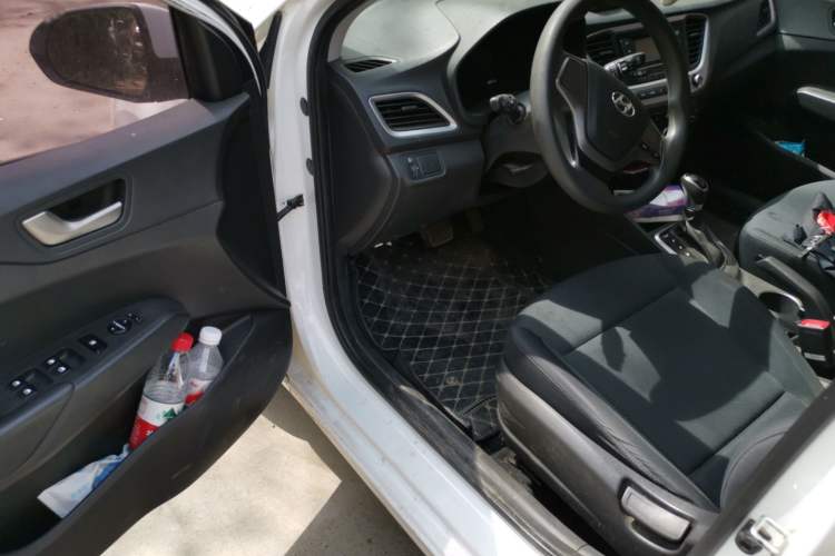 Used Hyundai Verna RV 2017 1.4L Automatic Cool Edition GLS China V Emission Standard Driver Seat