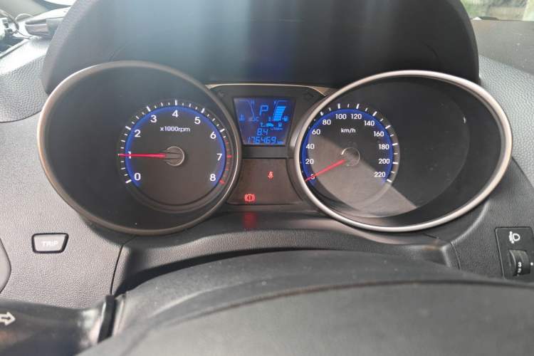 Used Hyundai ix35 2015 2.0L Automatic 2WD Smart Type China IV
