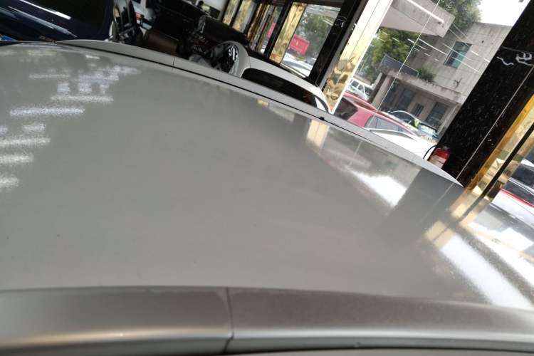 Used Geely Auto Vision X3 2017 1.5L Automatic Elite Model Roof