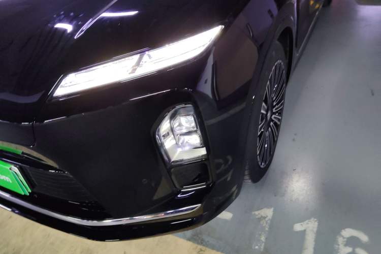 Used Nio ES8 2026 Model 6-seat Executive Luxury Edition Left Front Headlight