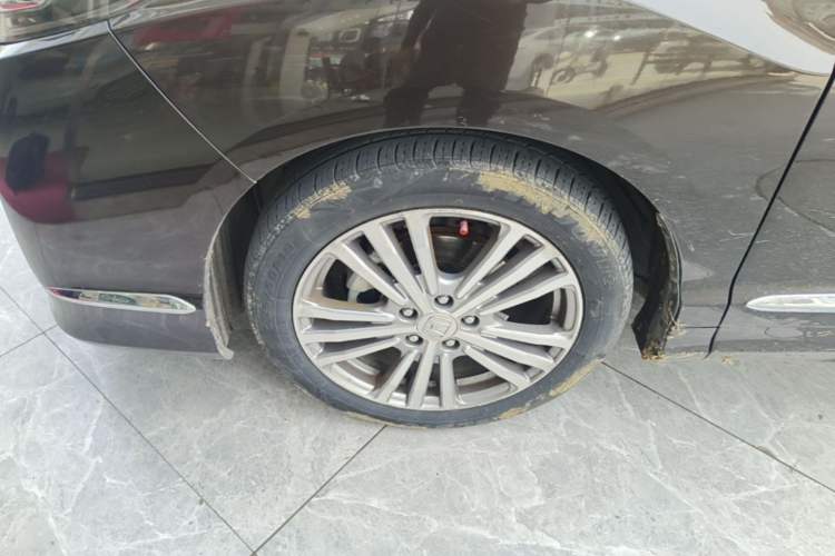 Used Honda Elysion 2016 2.4L Style Edition
