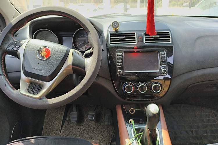 Used FORTHING Joyear X5 2015 1.6L Manual Luxury Model