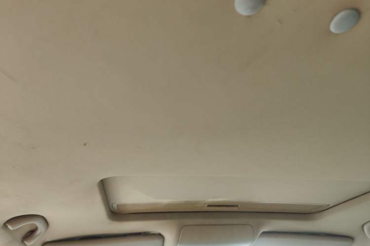 Used Volkswagen Touran 2011 1.4T DSG ZhiZhen Edition 5 Seats Headliner