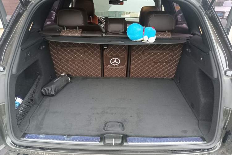 Used Mercedes-Benz GLC 2022 Refreshed GLC 300 L 4MATIC Dynamic Edition Prestige Version Trunk