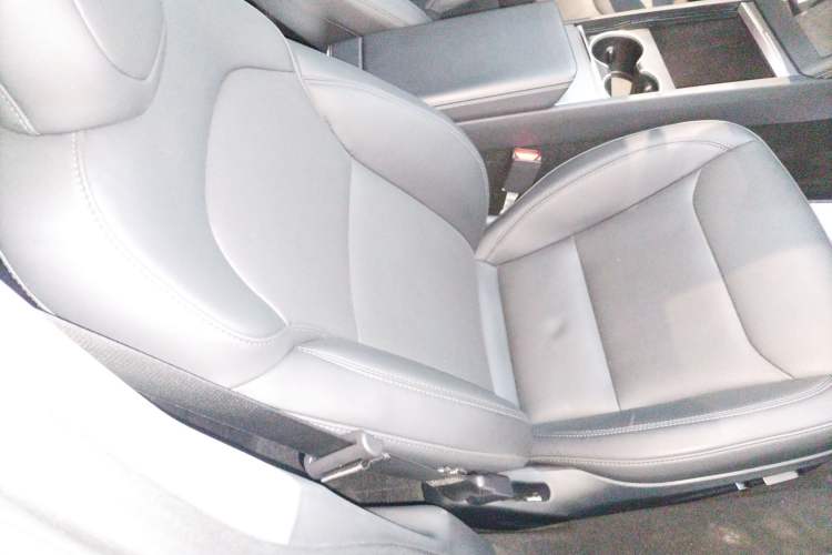 Used Tesla Model 3 2023 Rear-Wheel-Drive Version
