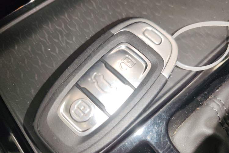 Used Hongqi E-QM5 2021 Charging Version Flagship Edition
